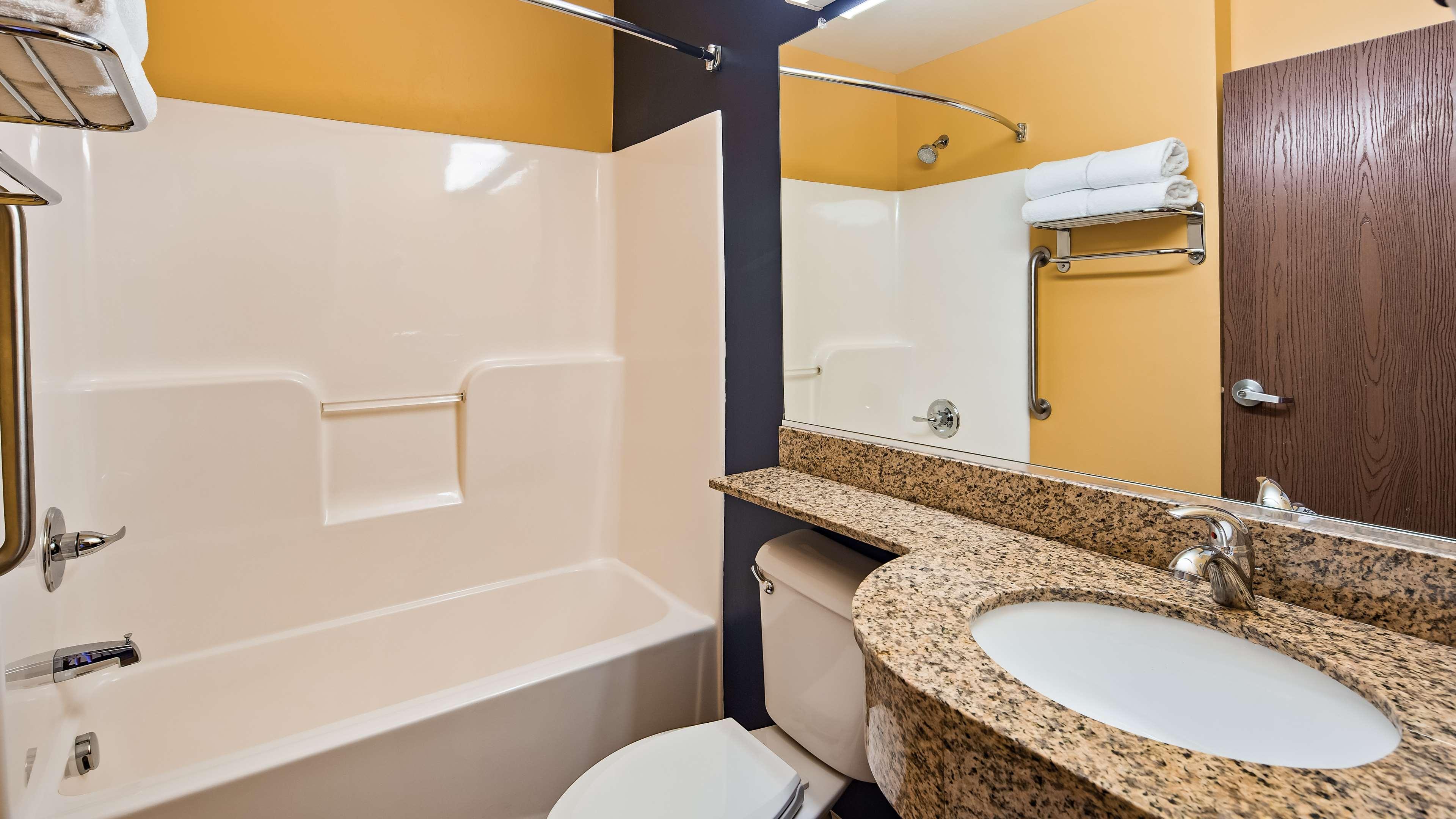 Surestay Plus Hotel By Best Western Keyser Esterno foto