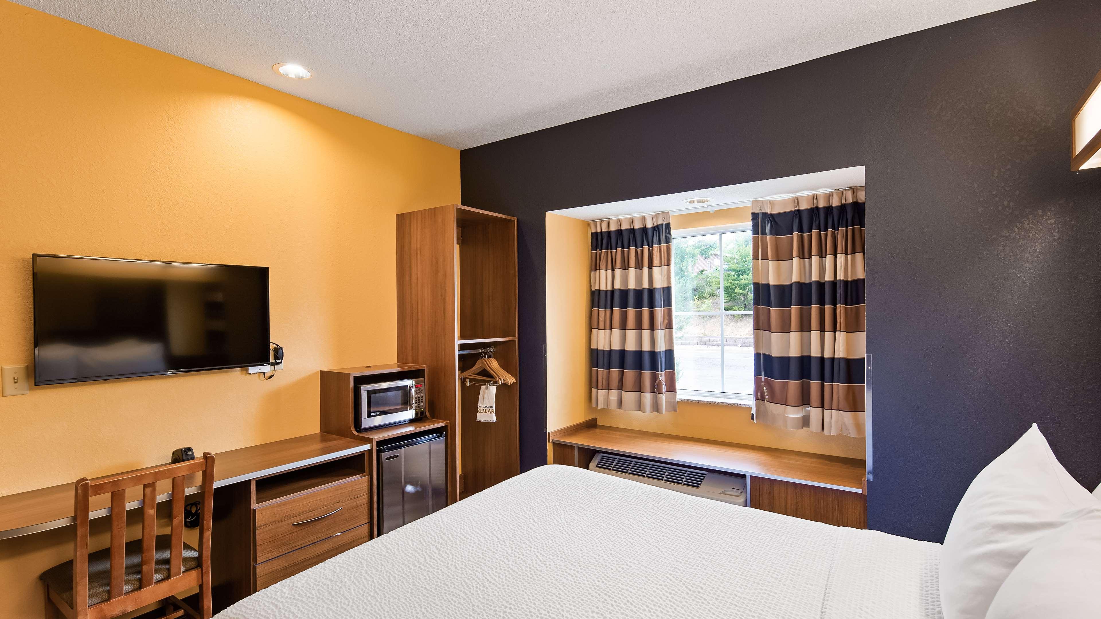 Surestay Plus Hotel By Best Western Keyser Esterno foto