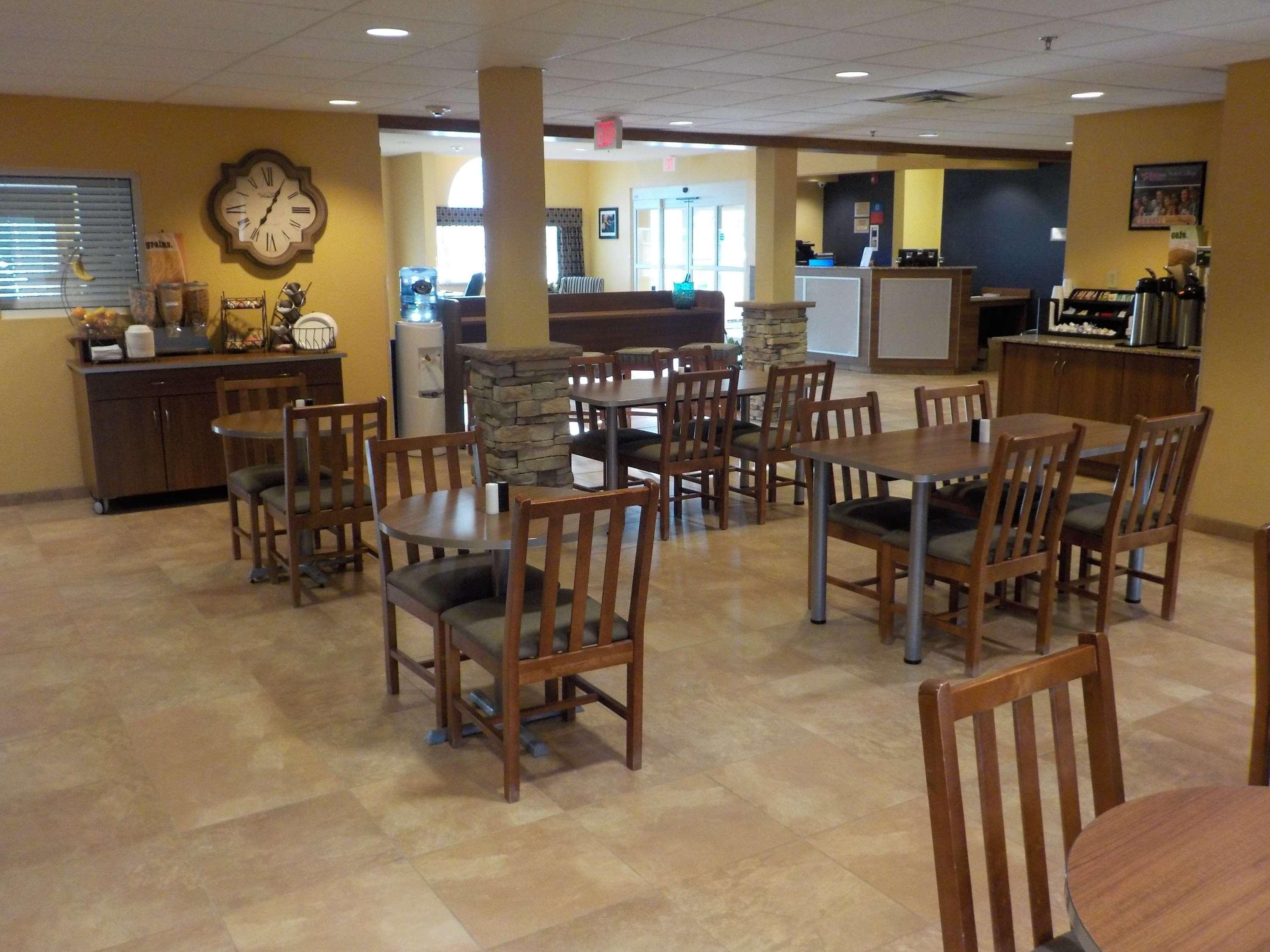 Surestay Plus Hotel By Best Western Keyser Esterno foto