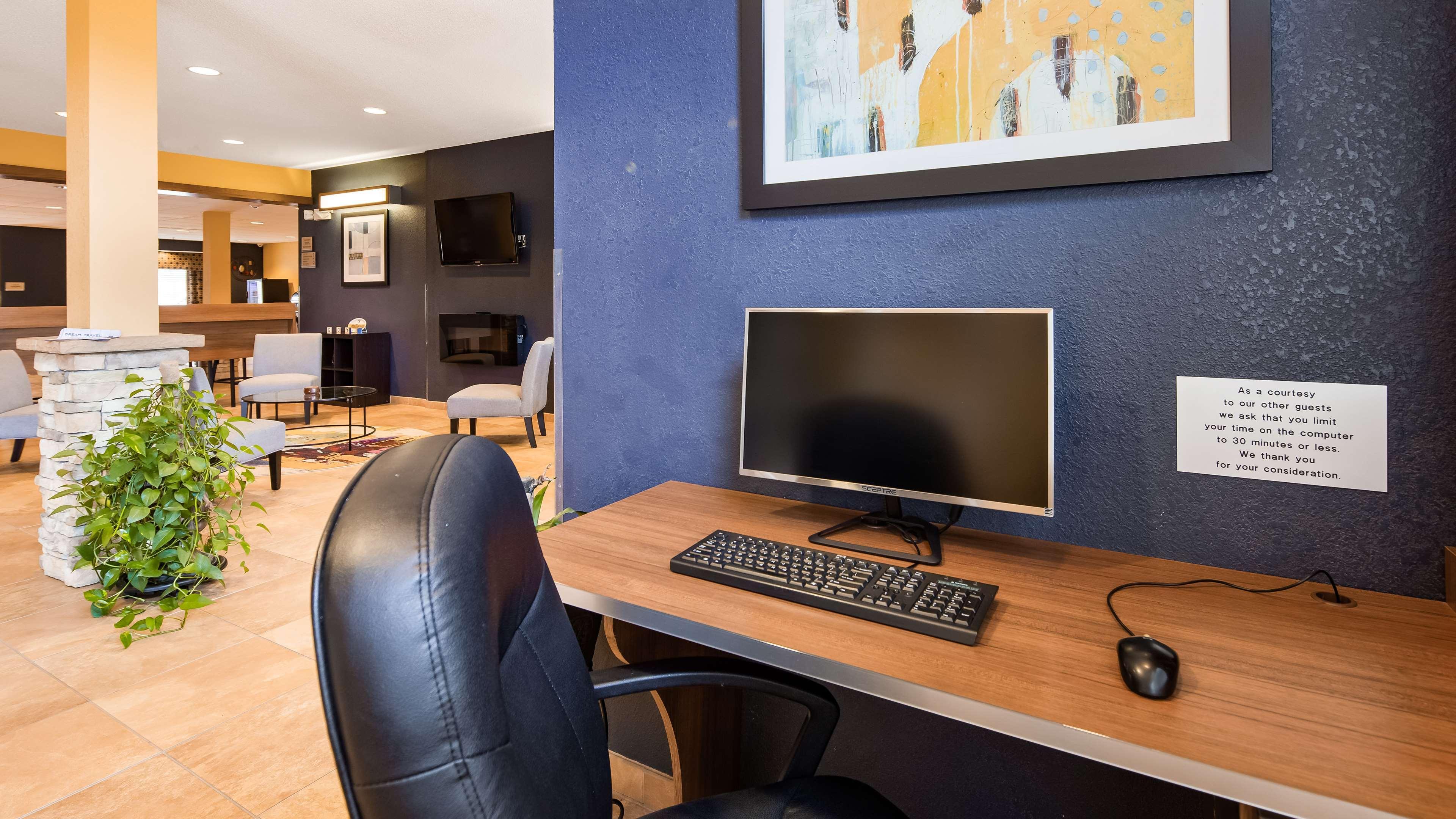 Surestay Plus Hotel By Best Western Keyser Esterno foto