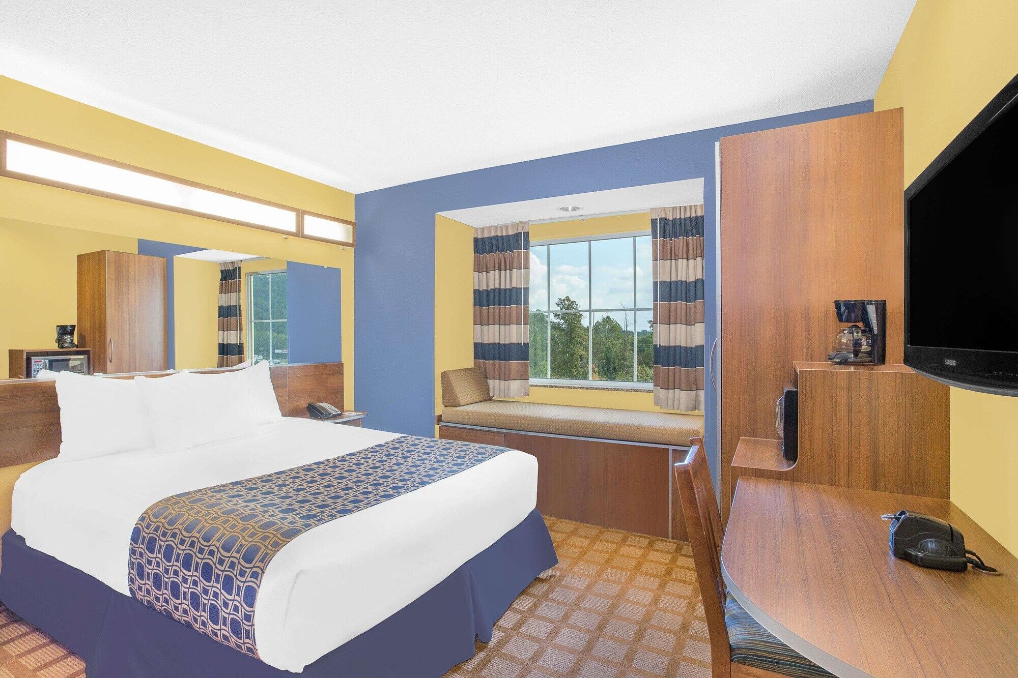 Surestay Plus Hotel By Best Western Keyser Esterno foto